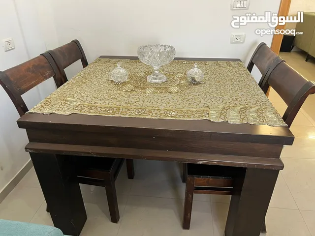 طاولة خشب زان