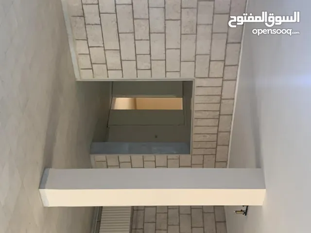 Unfurnished Villa in Amman Tla' Ali
