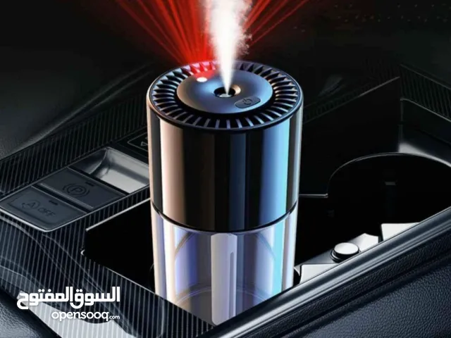 فواحه مميزة بتصميم عصري تجمع بين الإضاءة الرائعة والروائح الفاخرة