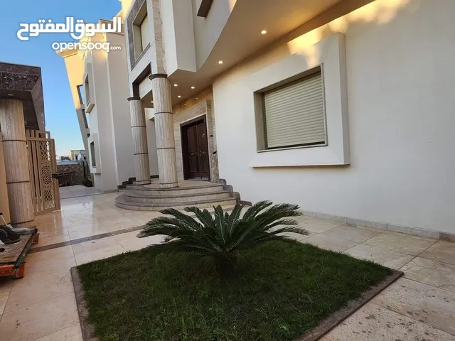 650m2 More than 6 bedrooms Villa for Sale in Benghazi Al-Fuwayhat