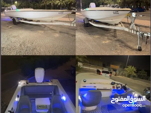 للبيع طراد فلوستي 23 قدم مديل 2014