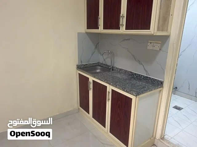 استديو للإيجار  الجيمي – العين