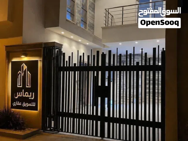 250 m2 More than 6 bedrooms Villa for Rent in Tripoli Ain Zara