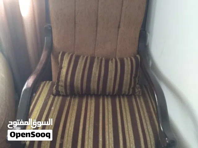 طقم كنب خشب زان قابل للتفاوض