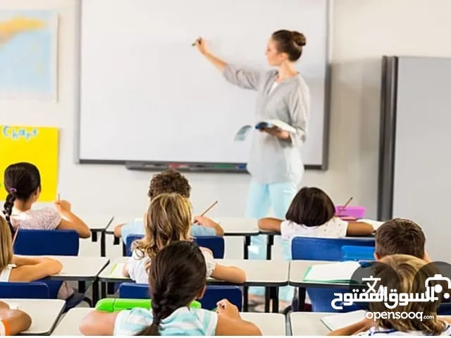 معلمة لغة عربية وإسلامية وتحفيظ القرآن الكريم وتأسيس لجميع المواد للمرحلة الابتدائية والمتوسطة