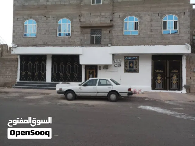 للايجار فتحتين بالجراف الغربي بصنعاء