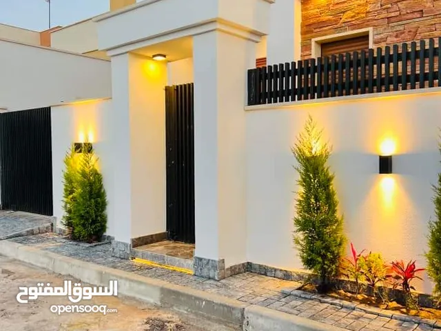 180 m2 3 Bedrooms Villa for Sale in Tripoli Ain Zara