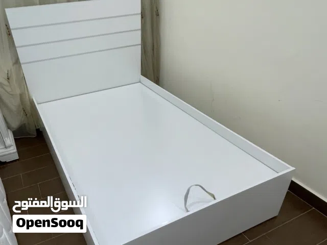 تخت بوكس تخزين مفرد ونص