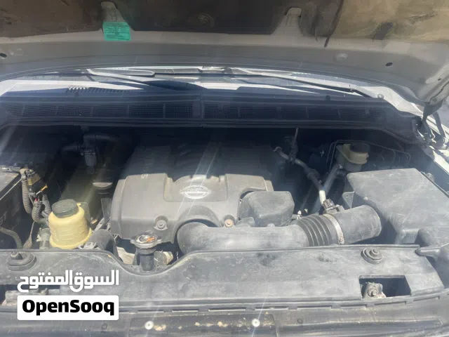 2005 نيسان تايتن SV