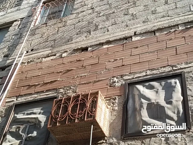  Building for Sale in Aden Shaykh Uthman