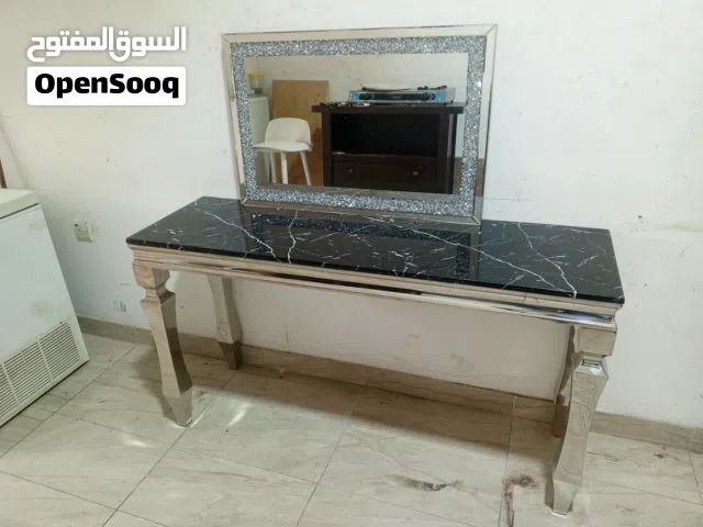 طاولة مدخل استنستيل مع رخامة والمنظرةشبةجديدكوالتي