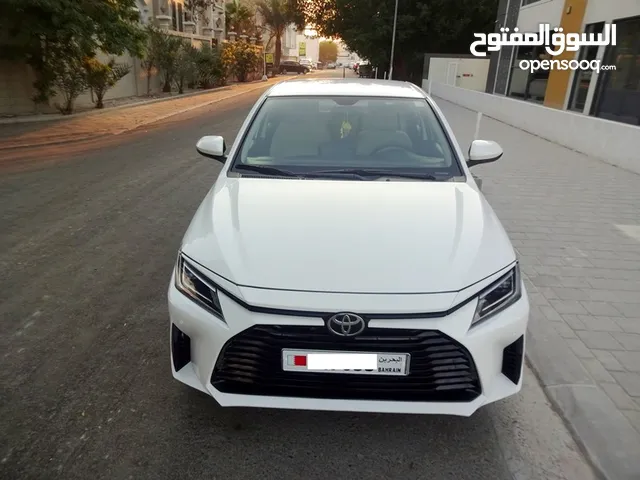 TOYOTA YARIS SINGLE OWNER AVAILABLE ON MONTHLY INSTALLMENT OR CASH