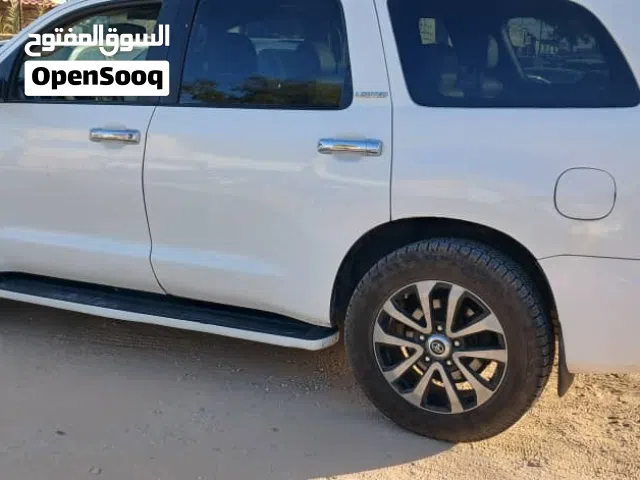 تيوتا سيكويا