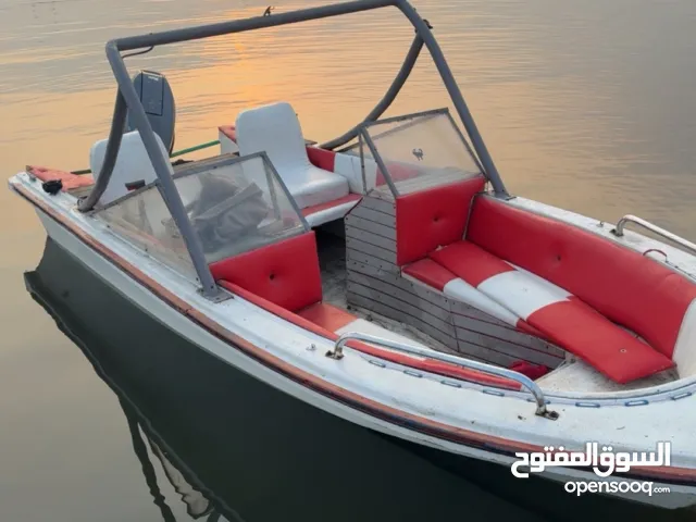 طراد كويتي مكفول من الضربة والصبغ