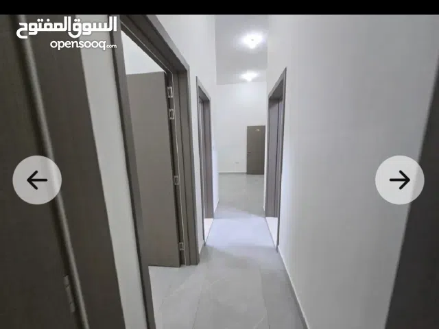 شقه للايجار في *أبوظبي مدينة الرياض*