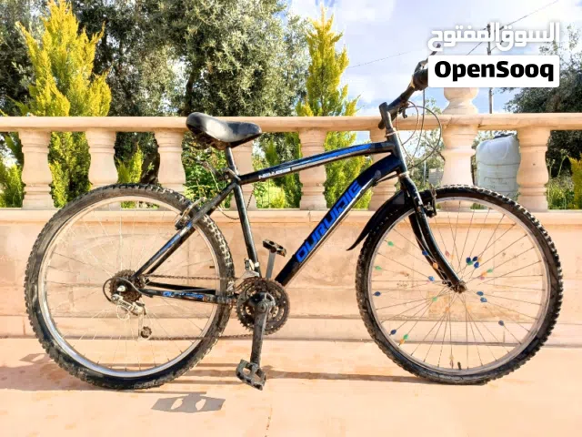 بسكليته جنط 26 اسود وازرق بسعر مغري جداً فقط 44.99 دينار مستعمله استعمال خفيف  شخصي مشاوير وسباقات