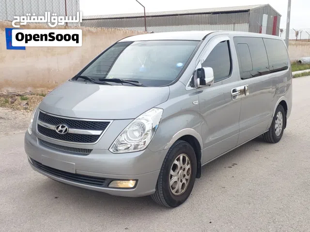 2015, هيونداي, H1, GLS Plus