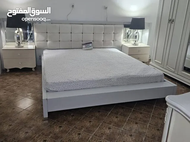 900 m2 3 Bedrooms Villa for Rent in Doha Al Doha Al Jadeeda