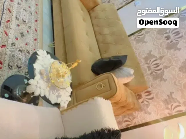 تخم كرويتات صناعه عراقية التخم ما مستعمل هواي ونضيف حالته جيدة مثل ما موضح كدامكم