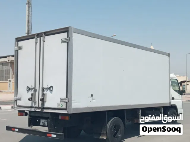 براد ميتسوبيشي كانتر موديل 2010