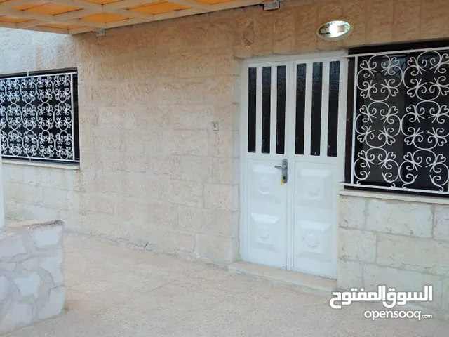 110 m2 3 Bedrooms Apartments for Rent in Zarqa Al Zarqa Al Jadeedeh