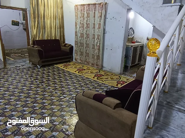 90 m2 4 Bedrooms Townhouse for Sale in Basra Kindi