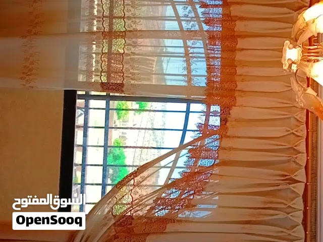 ستائر بلون البيج