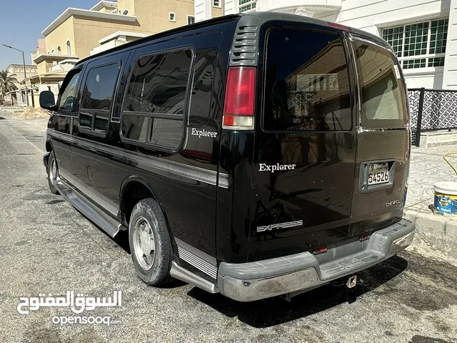 Used Chevrolet Express in Al Ahmadi