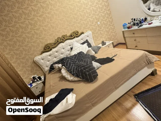 غرفة نوم كاملة بدون الكبت للبيع السريع
