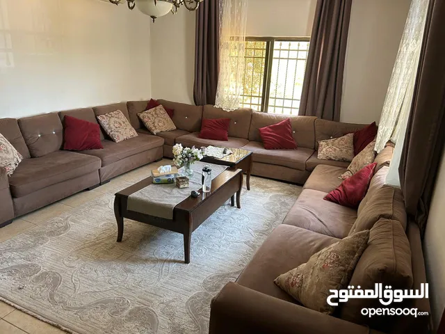طقم كورنر غرفه جلوس نظيف