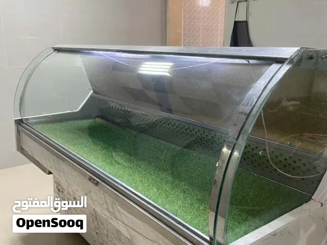 ثلاجة عرض للبيع