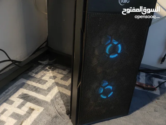كمبيوتر كيمنك يشغلك اغلب الالعاب القويه وكل الالعاب المتوسطه وبسعر 350 الف وبي مجال