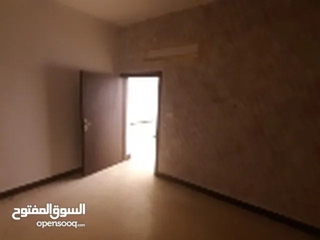 120 m2 2 Bedrooms Apartments for Rent in Zarqa Hay Ramzi