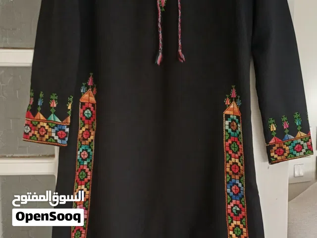 ثوب تطريز يدوي قديم