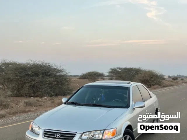 2001 تويوتا كامري XLE