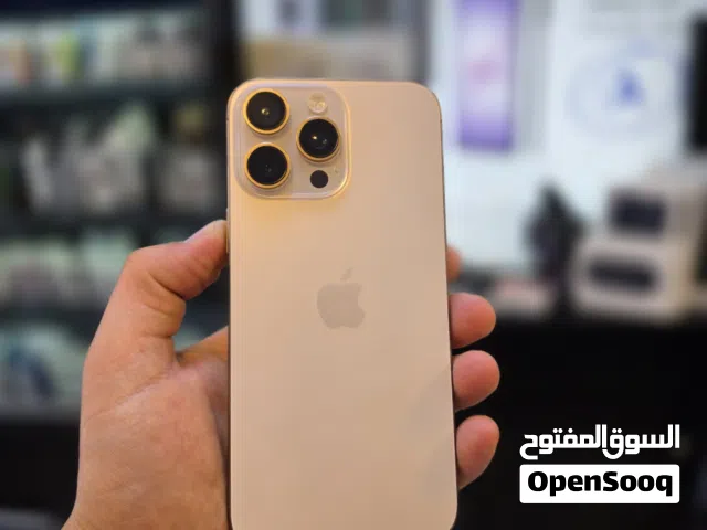 ايفون (16 برو ماكس)   بحالة ممتازة جدا (256 جيجابايت) بسعر مميز جدا