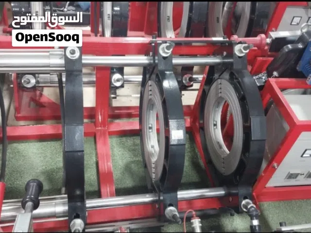 يوجد لدينا ماكينة لحام hdpe 300mو400m للايجار اليومي او الشهري