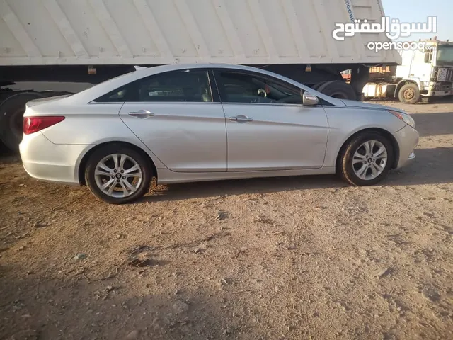 Hyundai Sonata Standard in Aden