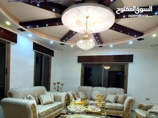 350 m2 5 Bedrooms Villa for Sale in Zarqa Al Zarqa Al Jadeedeh