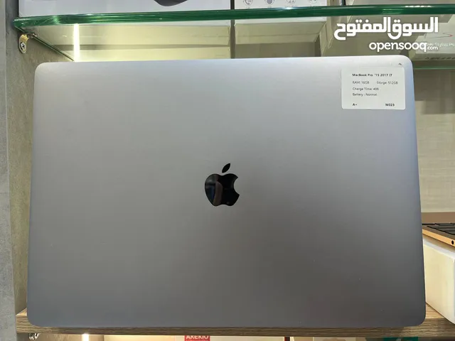 MacBook pro 2017 i7  15 inch