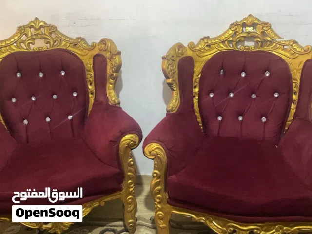 للبيع طقم كنب بحالة ممتازة