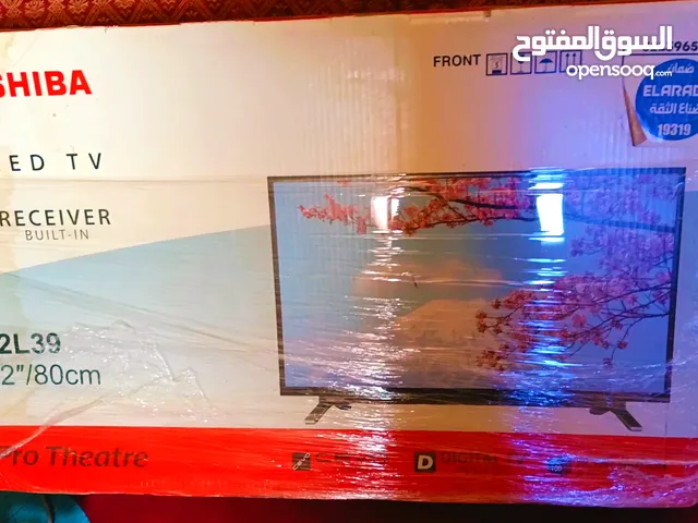 شاشة توشيبا العربي 32 بوصة برسيفر داخلي وميزة البث الرقمي وبلزقة الشاشة