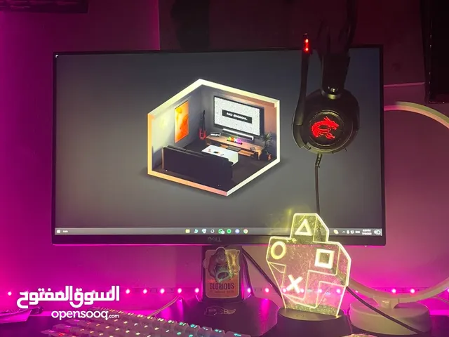 Pc مع كيبورد و شاشه و ماوس