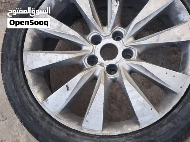 ديسكو 19 من غير قومه مكان مصراتة