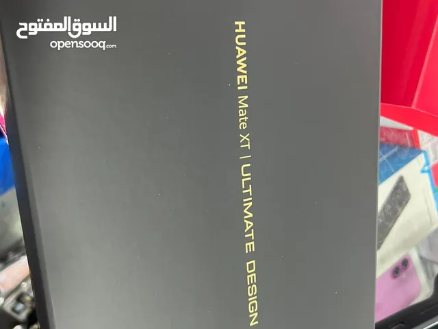 Huawei mate XT ultimate design 1 tv red colour for sale just like new