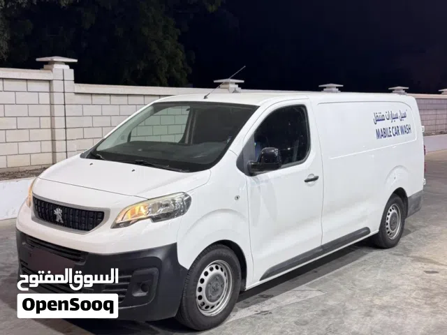 2019 Peugeot Expert Combi