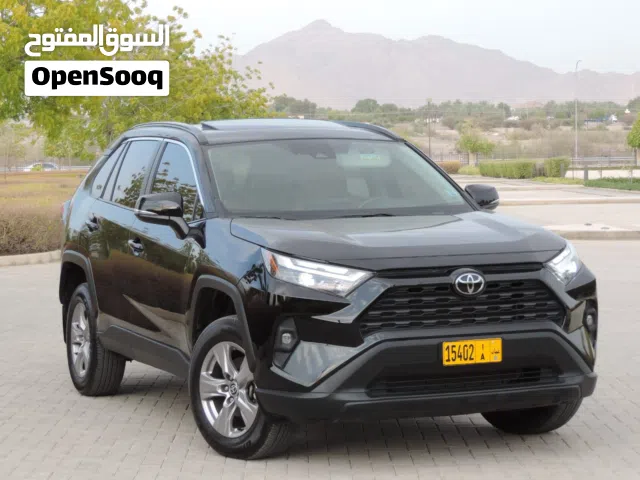 2025 Toyota RAV 4 XLE