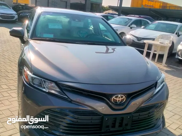 Toyota Camry GL in Sharjah