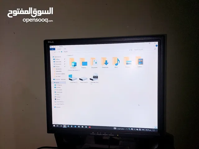 شاشة كمبيوتر ديل 17 بوصه مستعمله استعمال خفيف كالجديده
