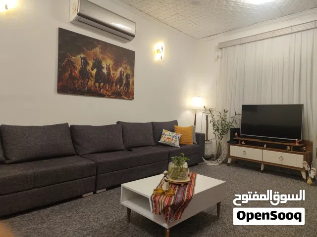 بيت للبيع في منطقه التحسينيه موقع مميز